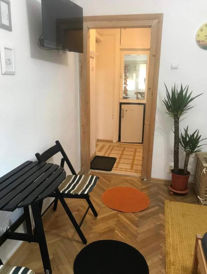 Armeneasca Cozy Studio Boekarest Buitenkant foto