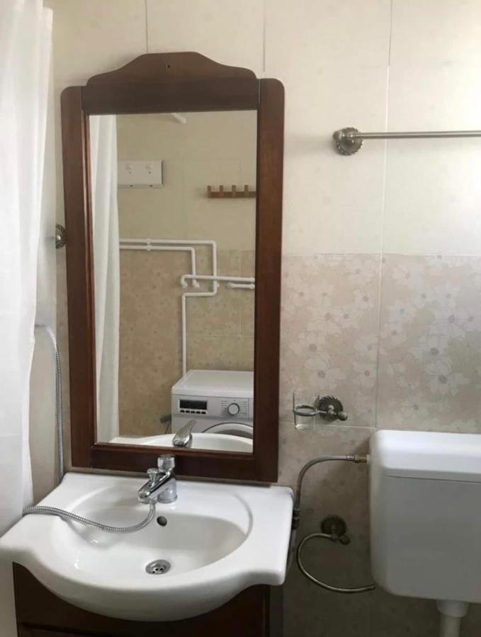 Armeneasca Cozy Studio Boekarest Buitenkant foto